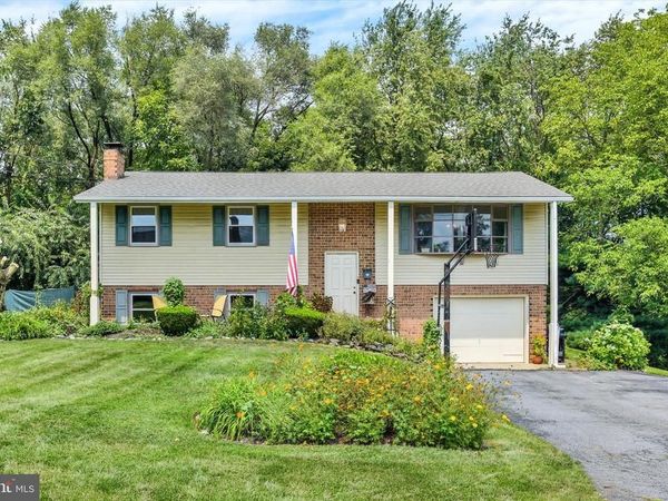 211 HANSHUE STREET, HARRISBURG, PA 17113