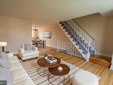 715 W OAKWOOD DRIVE, GLENOLDEN, PA 19036