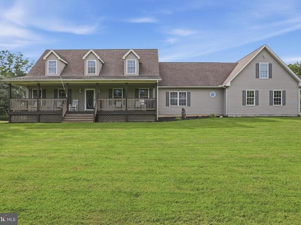 3074 OAK HILL ROAD, WAYNESBORO, PA 17268
