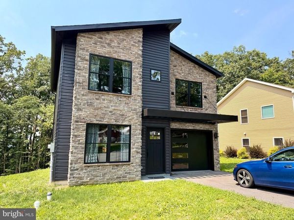 8652 MORMON CHURCH ROAD, WAYNESBORO, PA 17268