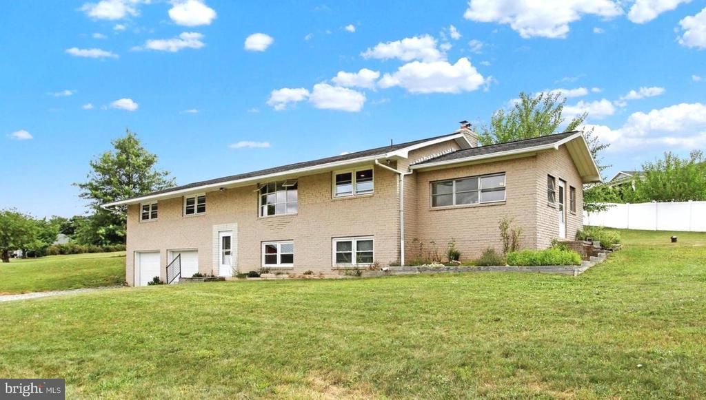 12588 OLD PEN MAR ROAD N, WAYNESBORO, PA 17268
