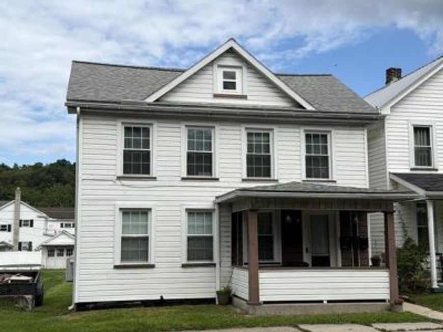 1427 Moore Street, Huntingdon, PA 16652 Main Photo
