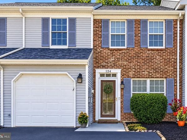 124 BROOKFIELD DRIVE, MACUNGIE, PA 18062