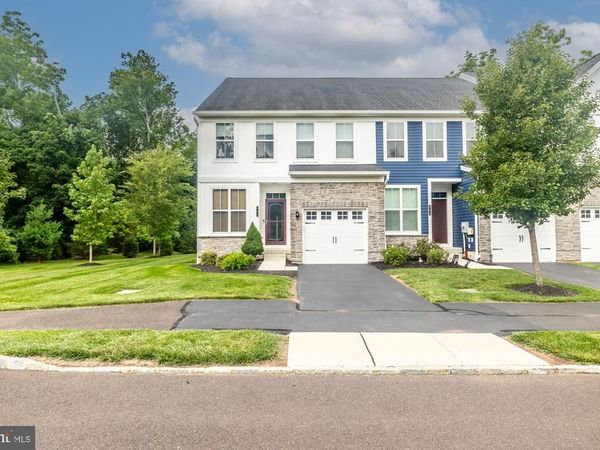 401 WYNSTONE COURT, COLMAR, PA 18915