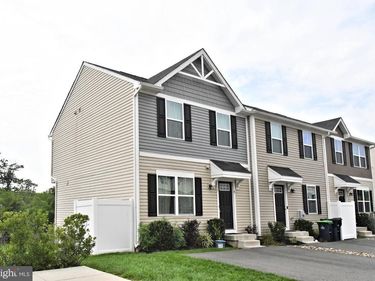 15 CASTLE DRIVE, GILBERTSVILLE, PA 19525
