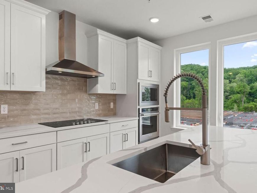 431 Washington Street, Unit 113 LEWIS, Conshohocken, PA 19428 Main Photo