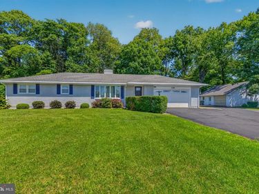 136 GROUSE DRIVE, BATH, PA 18014