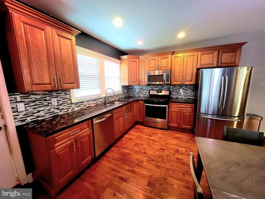 423 Knorr Street, Philadelphia, PA 19111 Main Photo