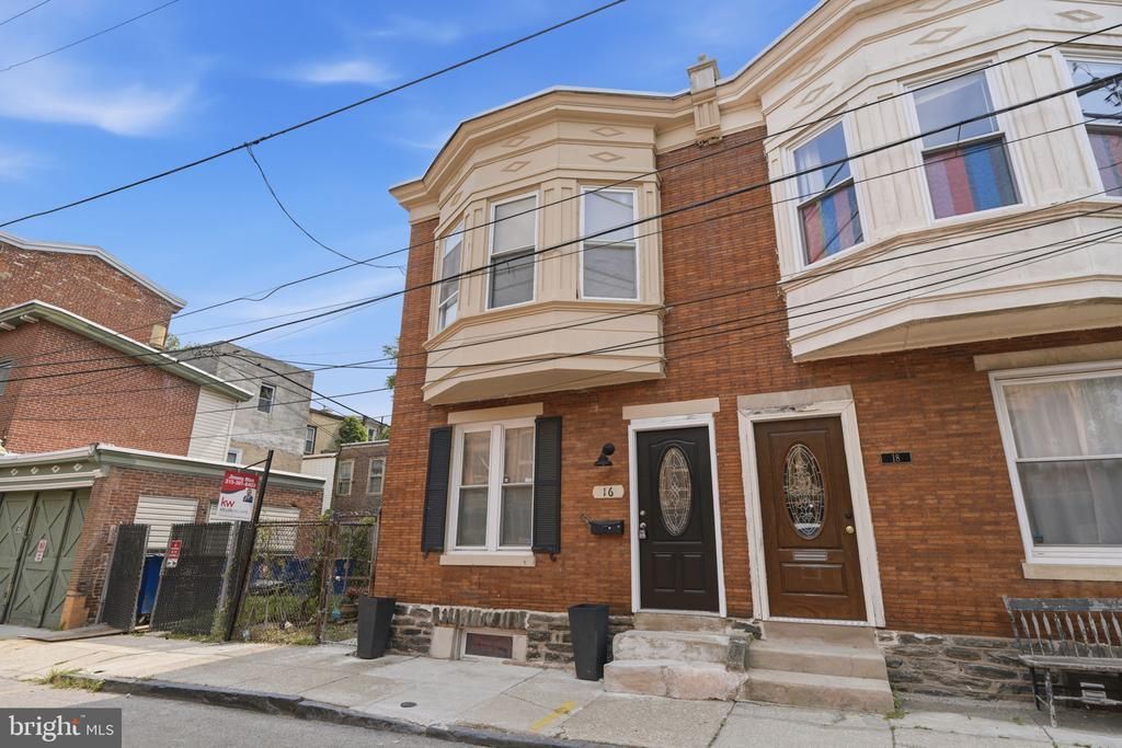 16 W Penn Street, Philadelphia, PA 19144 Main Photo