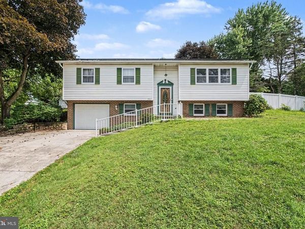 282 BRADLEY, NEW CUMBERLAND, PA 17070