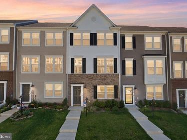 2243 BARHILL, JEFFERSONTON, VA 22724