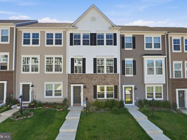 2243 BARHILL, JEFFERSONTON, VA 22724