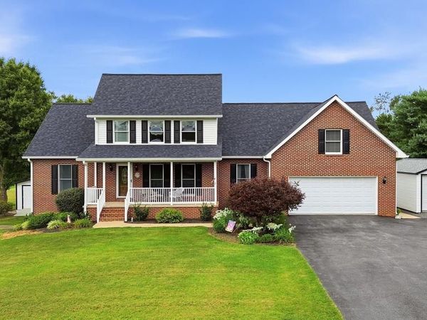 185 HANNAH COURT, WINCHESTER, VA 22603