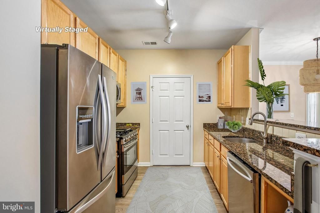 2791 Centerboro Drive, Unit 388, Vienna, VA 22181 Main Photo