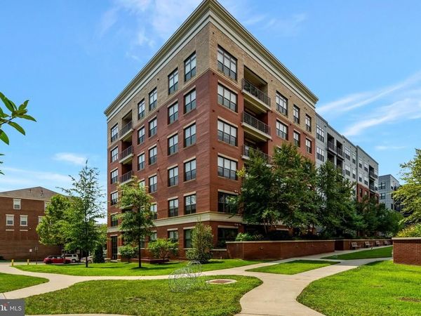 9500 SPRAGUE AVENUE, Unit 403, FAIRFAX, VA 22031
