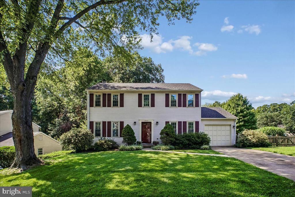 9357 Chestnut Knolls Drive, Fairfax, VA 22032 Main Photo