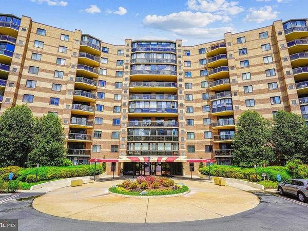 8360 GREENSBORO DRIVE, Unit 524, MCLEAN, VA 22102