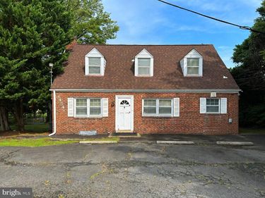 6454 ARLINGTON BOULEVARD, FALLS CHURCH, VA 22042