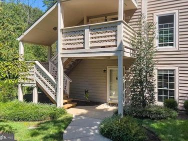 7676 WILLOW POINT DRIVE, Unit 7676, FALLS CHURCH, VA 22042
