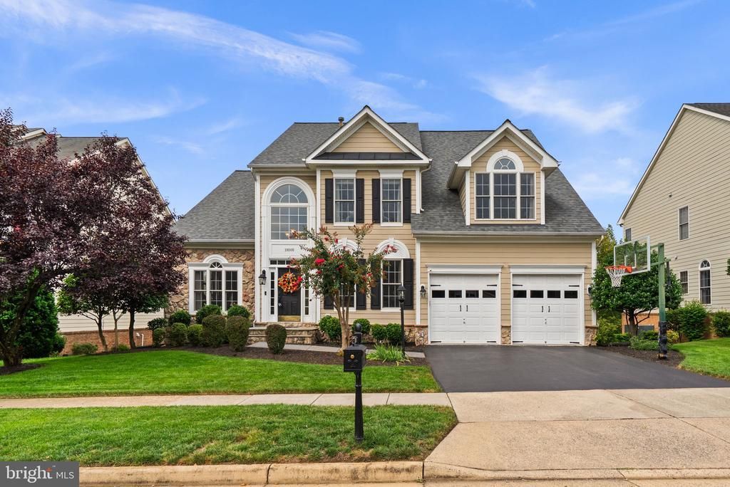 19508 Mill Dam Place, Leesburg, VA 20176 Main Photo