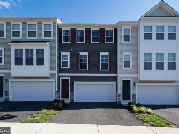 4014 SHIRE MEADOW LANE, TRIANGLE, VA 22172