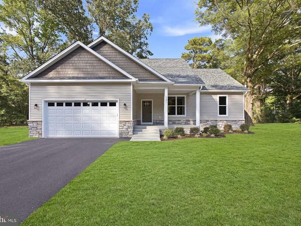 191 SEAGULL COURT, MONTROSS, VA 22520