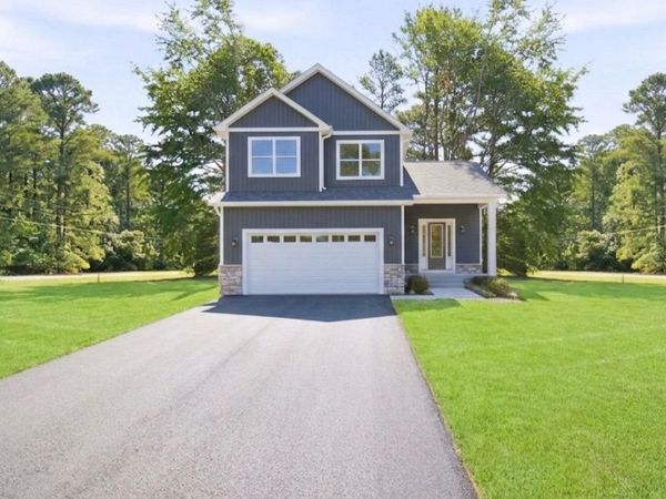 194 SEAGULL COURT, MONTROSS, VA 22520