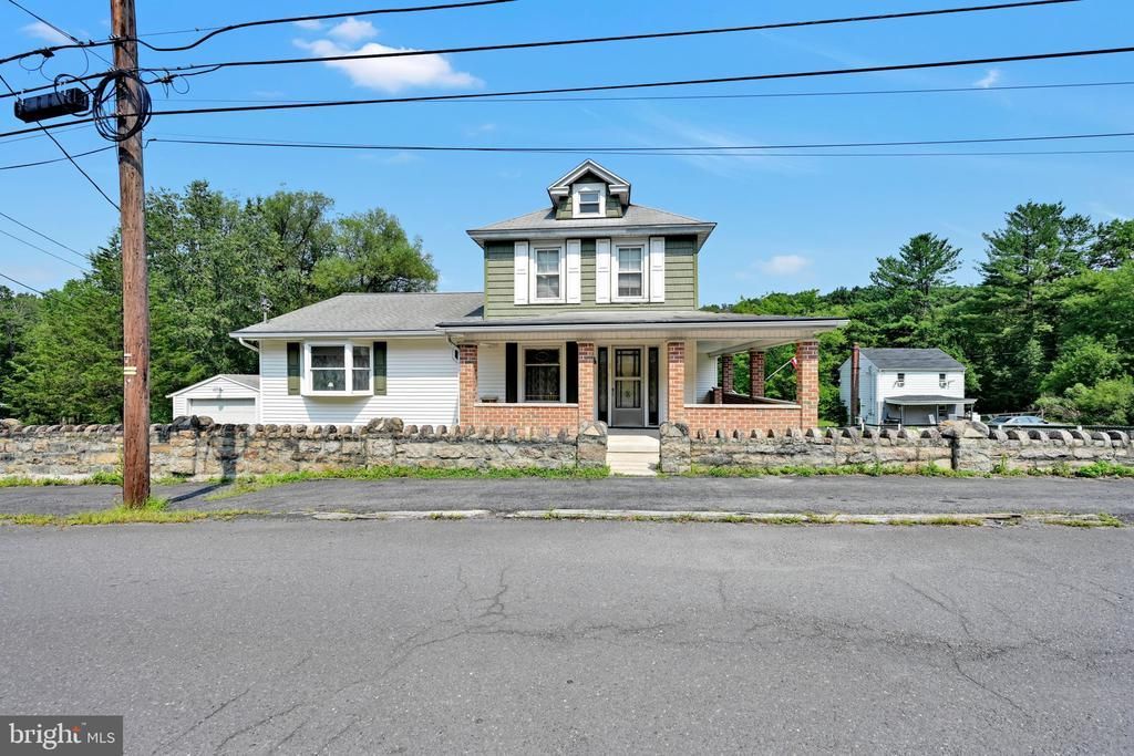 91 TUSCARORA STREET, POTTSVILLE, PA 17901