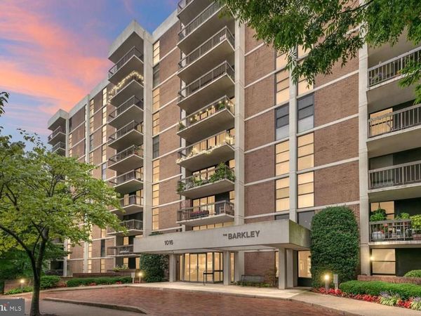 1016 S WAYNE STREET, Unit 302, ARLINGTON, VA 22204
