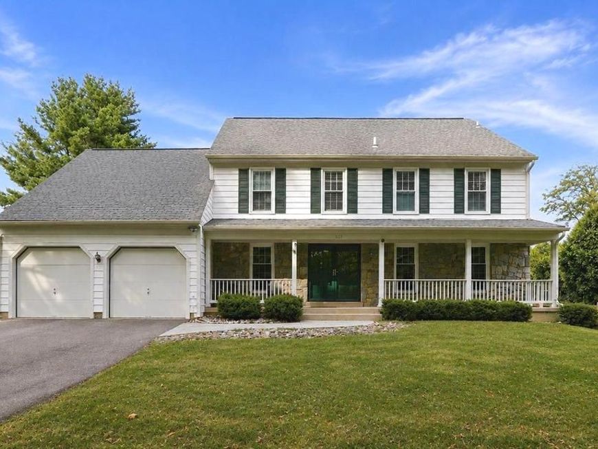 1015 Samplers Way, Potomac, MD 20854 Main Photo