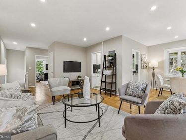 1024 VALLEY DRIVE, ALEXANDRIA, VA 22302