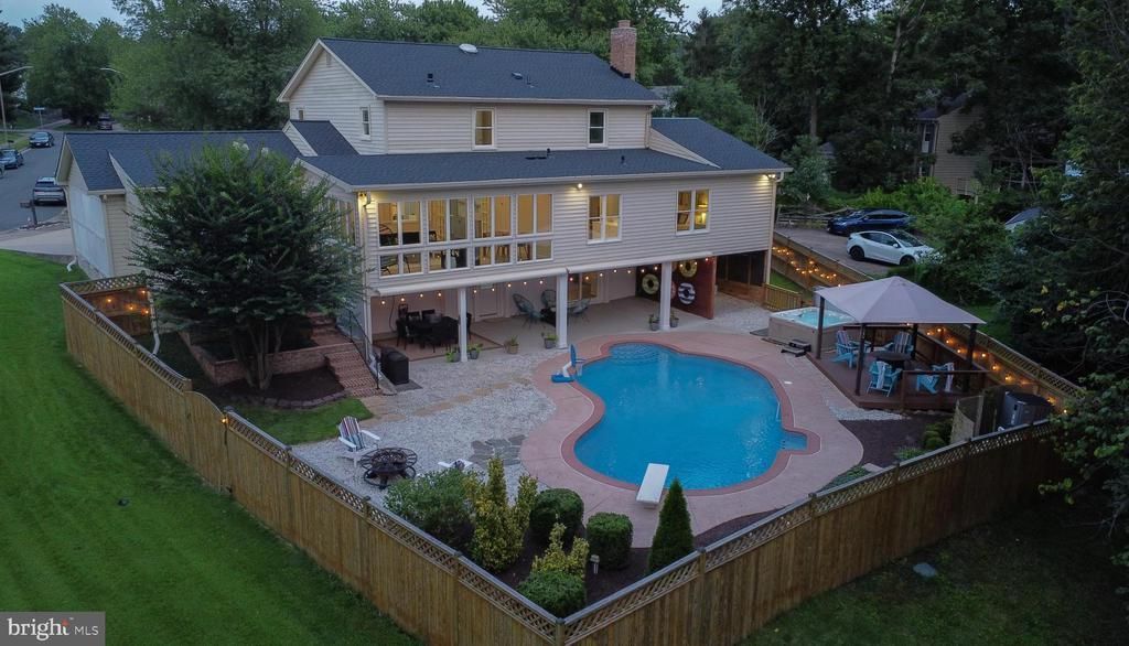 12043 Forbes Glen Drive, Herndon, VA 20170 Main Photo