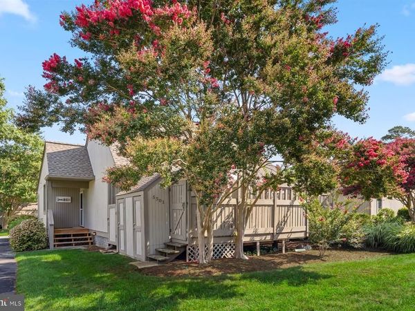 39428 PRIVATE PLACE CENTER, Unit 5501, BETHANY BEACH, DE 19930