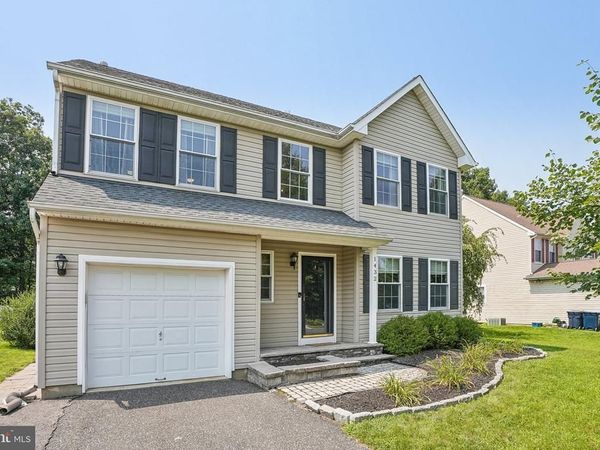 1432 BEVERLY DRIVE, QUAKERTOWN, PA 18951