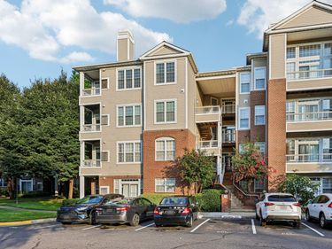 4200 MOZART BRIGADE LANE, Unit V, FAIRFAX, VA 22033