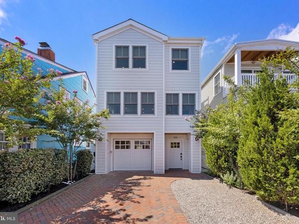 106 E 26TH, SHIP BOTTOM, NJ 08008
