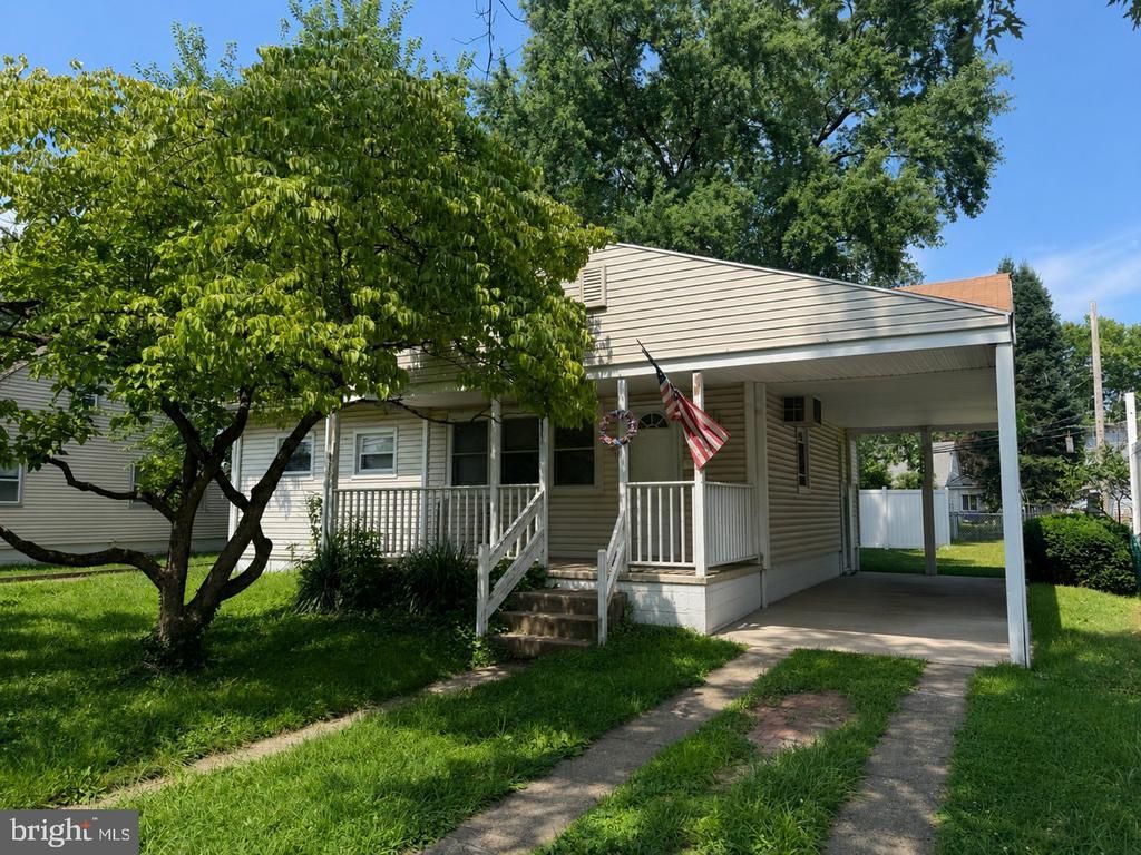 904 NEWPORT ROAD, BRISTOL, PA 19007