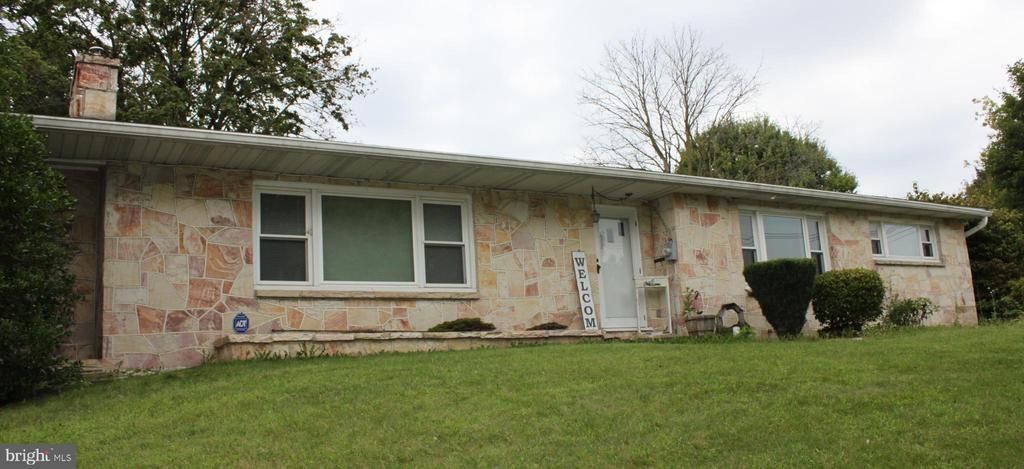 4560 BUCHANAN TRAIL EAST, WAYNESBORO, PA 17268