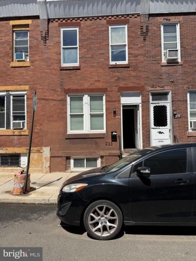 233 E Mayfield Street, Philadelphia, PA 19134 Main Photo