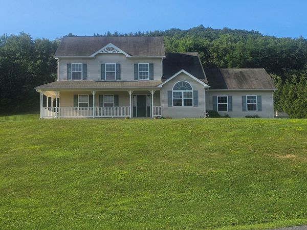46 MILL DRIVE, TAMAQUA, PA 18252