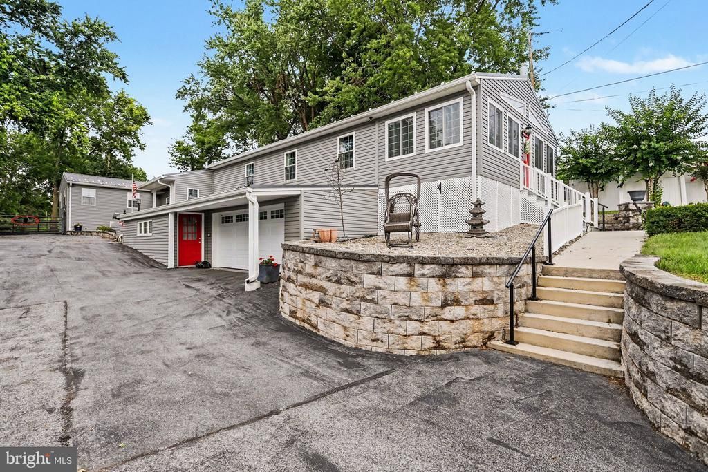 236 SPANGLERS MILL ROAD, NEW CUMBERLAND, PA 17070