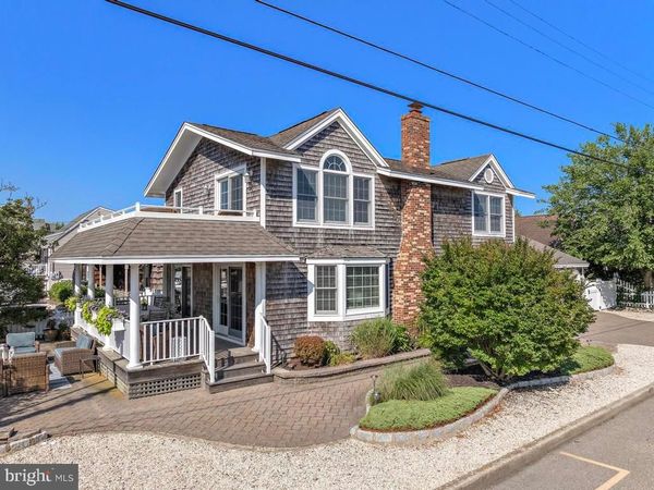 2015 WEST AVENUE, BEACH HAVEN, NJ 08008
