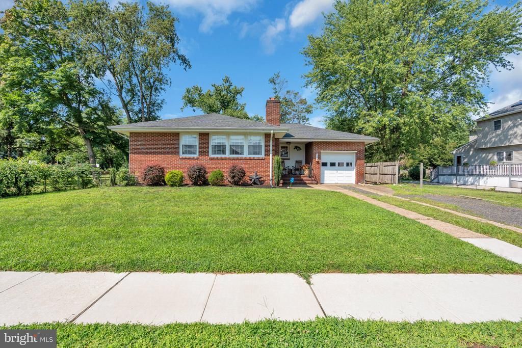 53 Stewart Avenue, Delran, NJ 08075 Main Photo