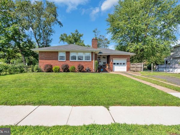 53 STEWART AVENUE, DELRAN, NJ 08075