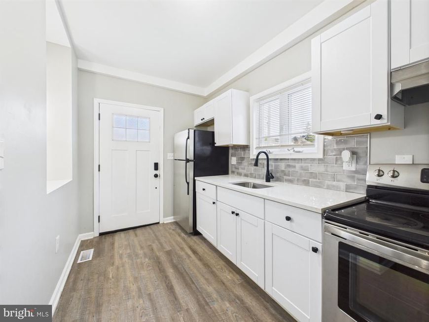 300 W Chesapeake Avenue, Unit 1, Towson, MD 21204 Main Photo