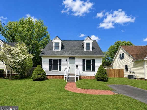 26 BYRD AVENUE, BERRYVILLE, VA 22611