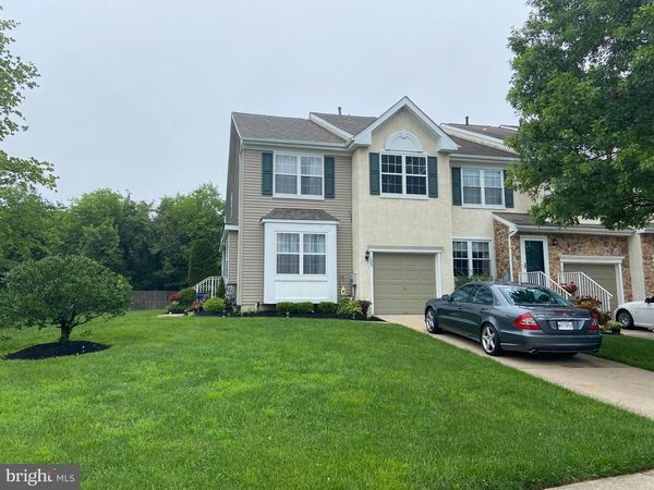 105 HEARTHSTONE LANE, MARLTON, NJ 08053