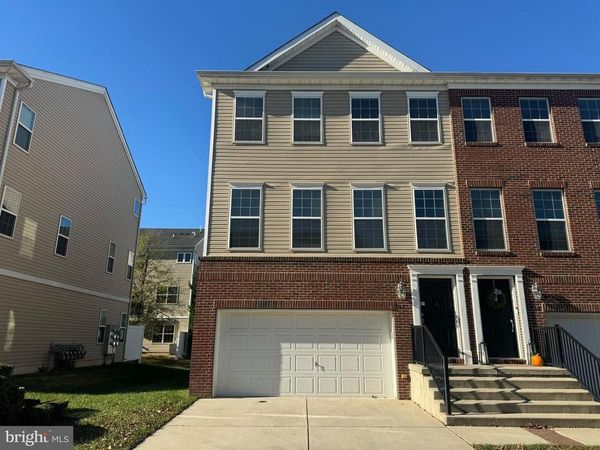 46 CREEKSIDE WAY, BURLINGTON, NJ 08016