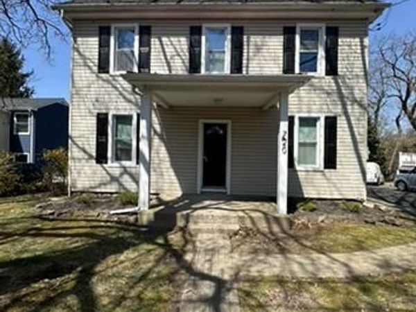 722 HILLTOWN PIKE, LINE LEXINGTON, PA 18932