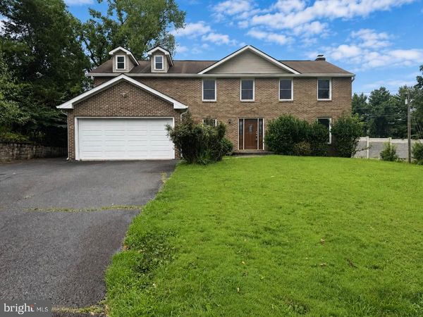 9627 LOCUST HILL DRIVE, GREAT FALLS, VA 22066
